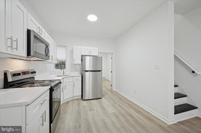 Building Photo - 4453 N Gratz St