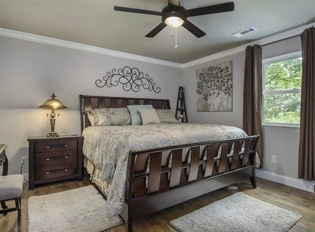 Building Photo - 1110 Morning Sun Dr