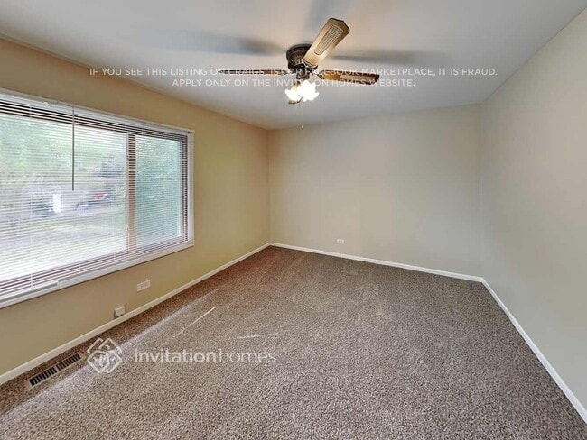 Building Photo - 324 Waverly Dr