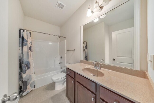 Building Photo - 4990 Brierstone Dr