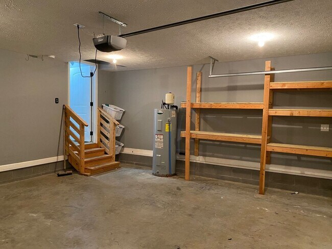 Building Photo - Don't Miss Out on this One! Beautiful Open...