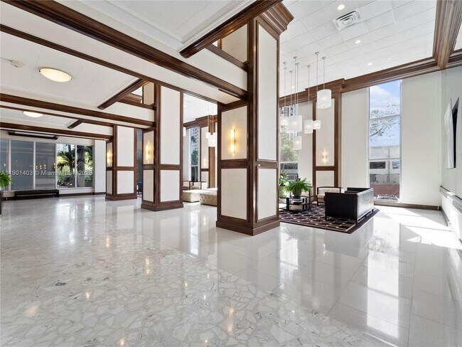 Building Photo - 5 Island Ave