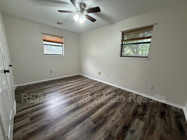 Building Photo - 1206 Whipporwill Ln