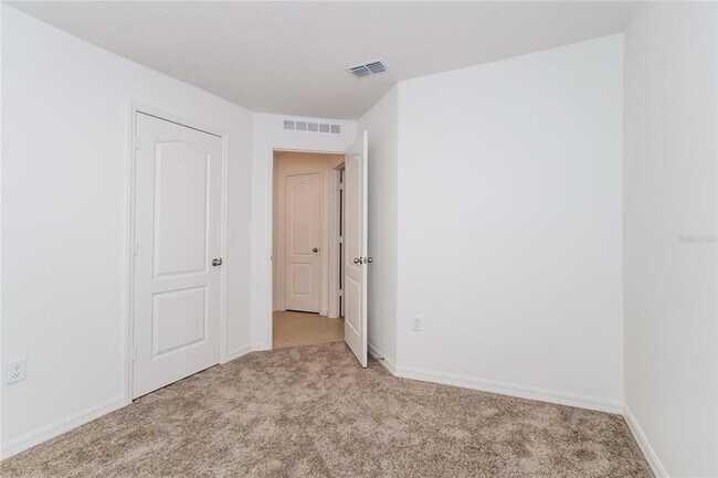 Building Photo - 1674 Hideaway Flat St