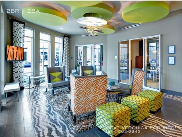 Building Photo - 2660 Apartments