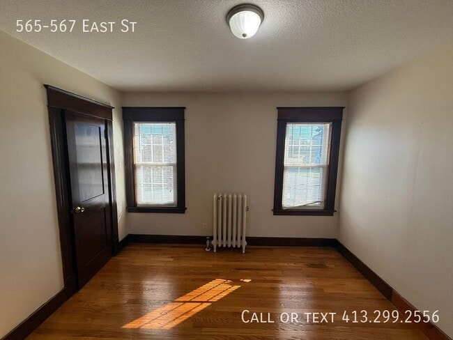 Building Photo - 565-567 East St-