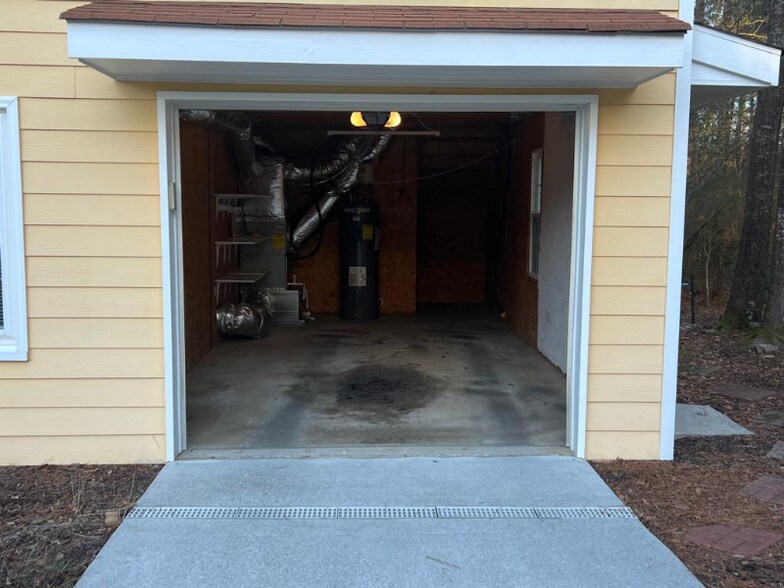 Building Photo - 325 Hoke O'Kelly Mill Rd SE