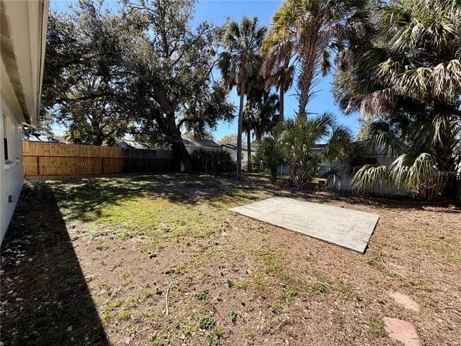 Building Photo - 6813 S Cortez Ave