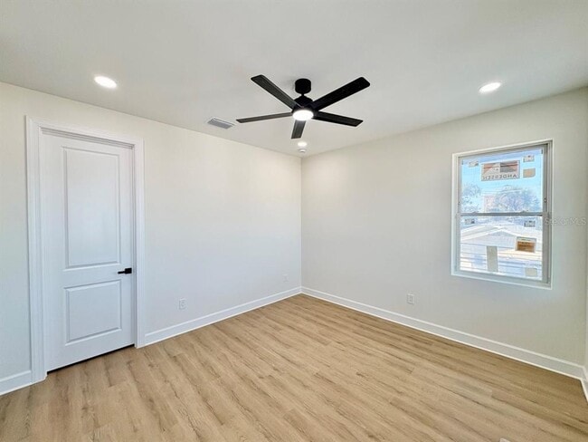 Building Photo - 1307 N 23rd St