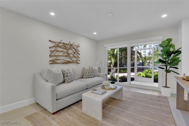 Building Photo - 1300 Gulf Shore Blvd N