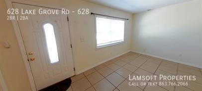 Building Photo - 628 Lake Dr W
