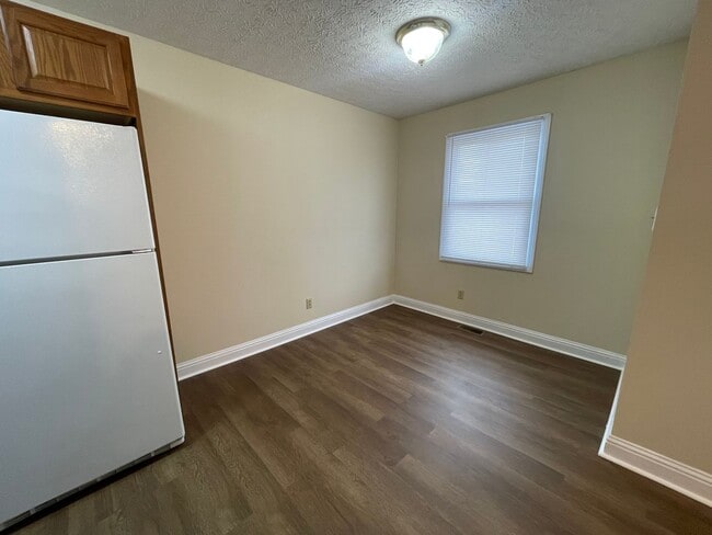 Building Photo - 3425 Legacy Run