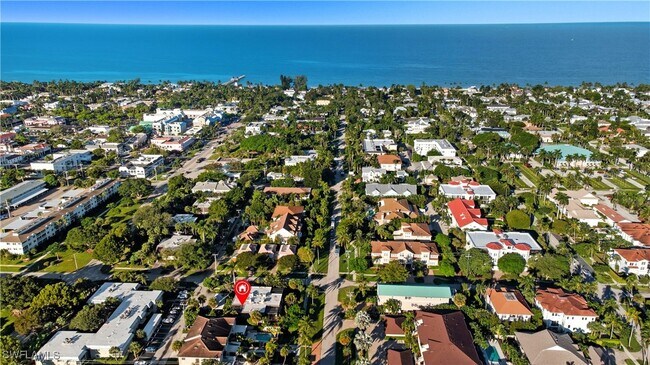 Building Photo - 514 11th Ave S