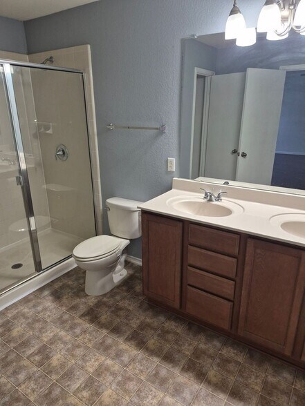 Building Photo - 8917 Lonesome Oak Drive