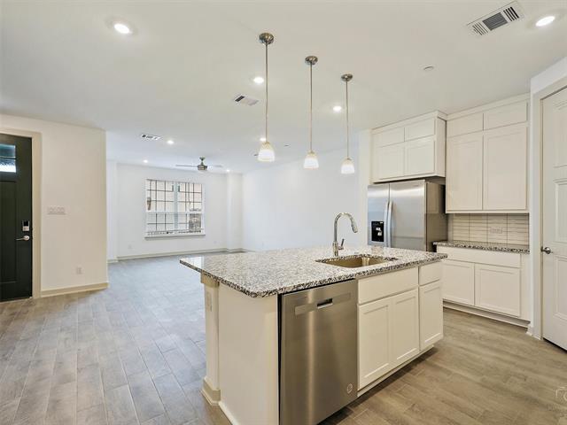 Building Photo - 543 Eiseley Dr