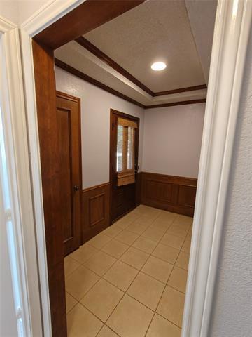 Building Photo - 4108 Mesa Dr