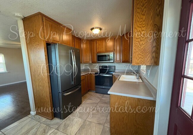 Building Photo - Charming 2 Bedroom 1 Bath Country Home!!!