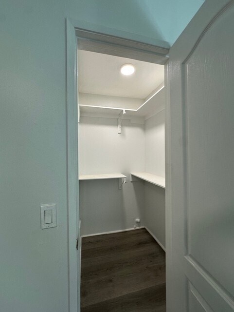 4th Bed Closet - 4929 Mecca Ave