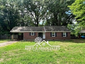 Building Photo - 3 Bedroom in Whitehaven!