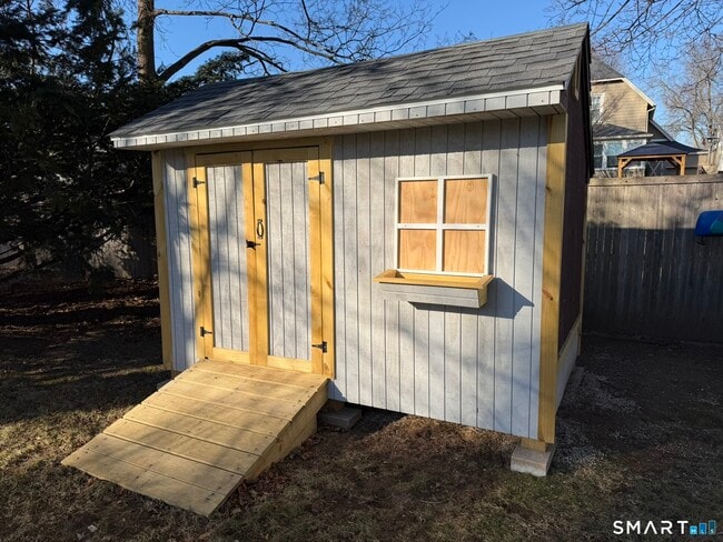 Building Photo - 67 Rockwell Ave