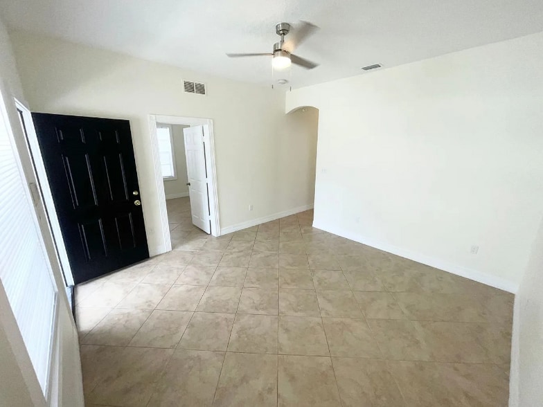 Building Photo - 2813 N 18th St