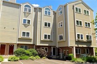 Building Photo - 7 Seir Hill Rd