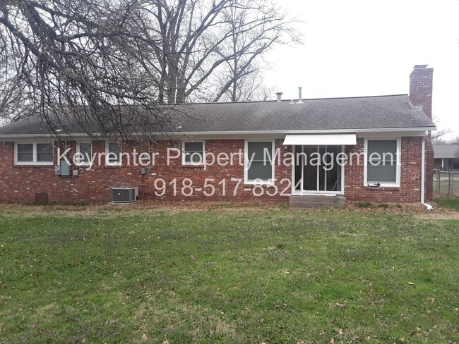 Building Photo - Lafortunate Park | 3 Bed | 2 Bath | Available end of June