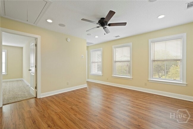 Building Photo - 275 James Dunham Pkwy