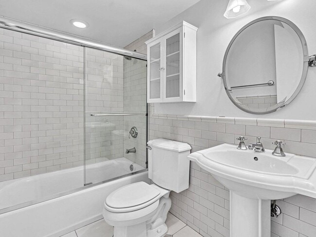 Building Photo - 4200 N Ocean Dr