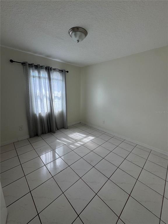 Building Photo - 30 Lago Mesa Way