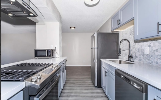 Building Photo - 425 W Paseo Redondo
