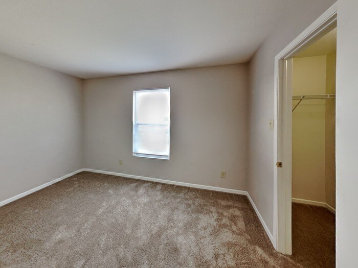 Building Photo - 8422 Sansa St