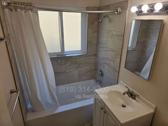 Building Photo - 5445 Mildred St