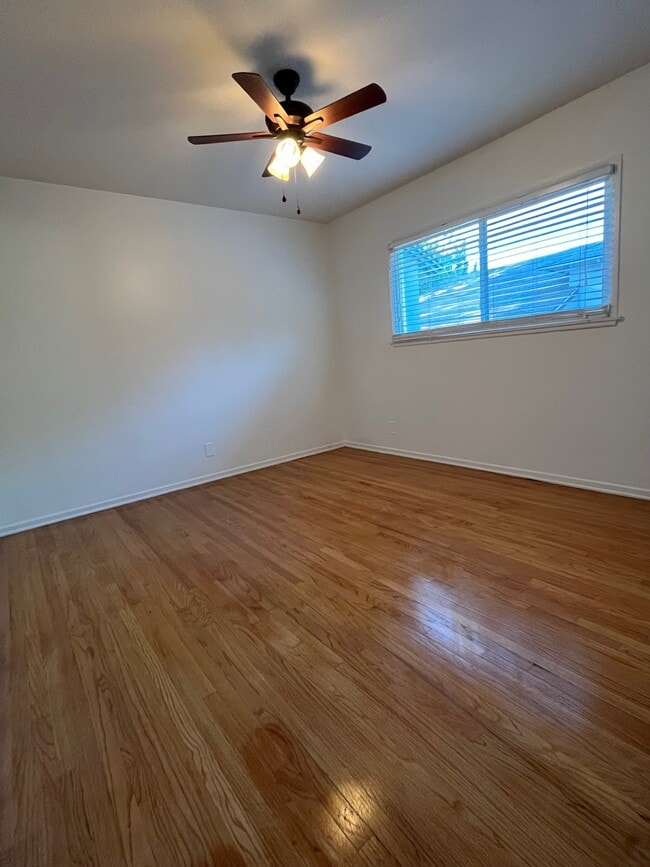 Building Photo - 9320 Odessa Ave