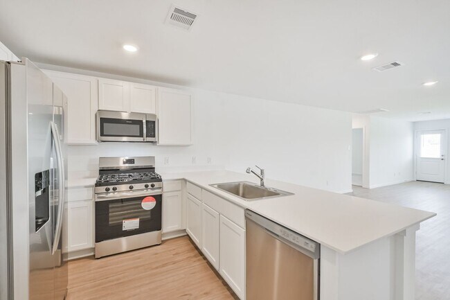 Building Photo - 18562 Cepagatti Dr
