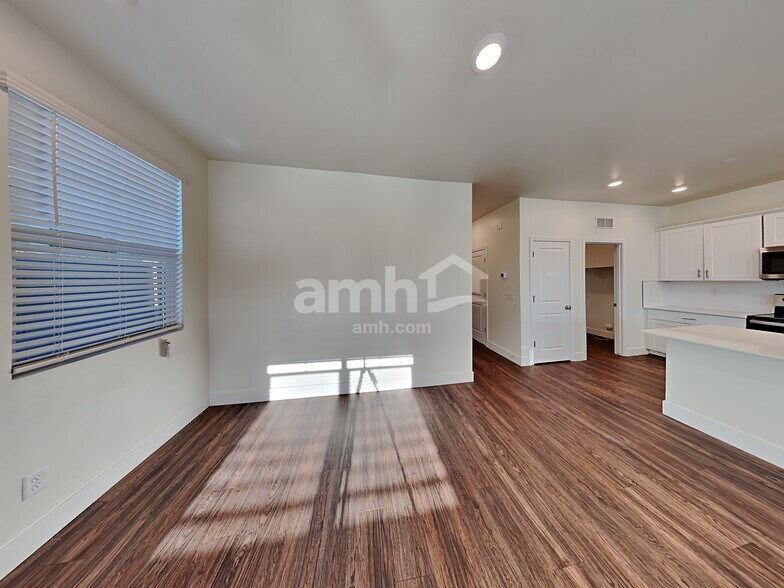 Building Photo - 21384 S 231st Way