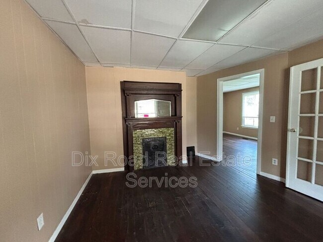 Building Photo - 112 Heaton Ave