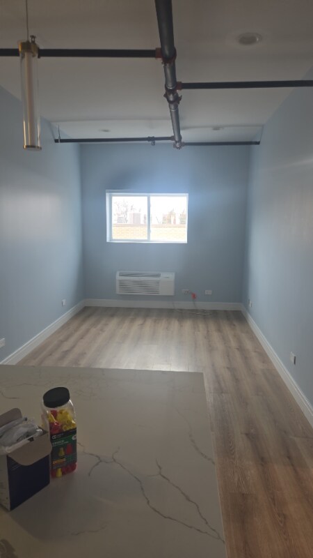 Building Photo - 9919 Roosevelt Rd