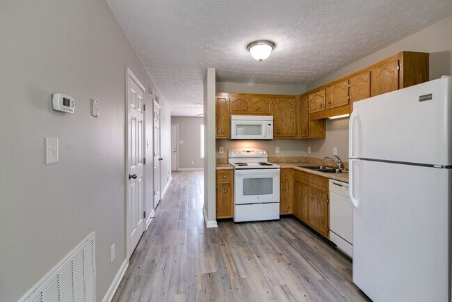 Building Photo - 821 Oak Arbor Ct
