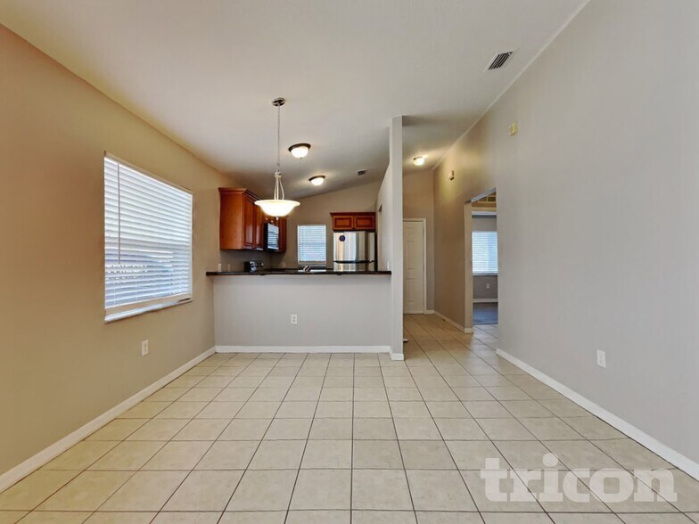 Building Photo - 3411 20th St W