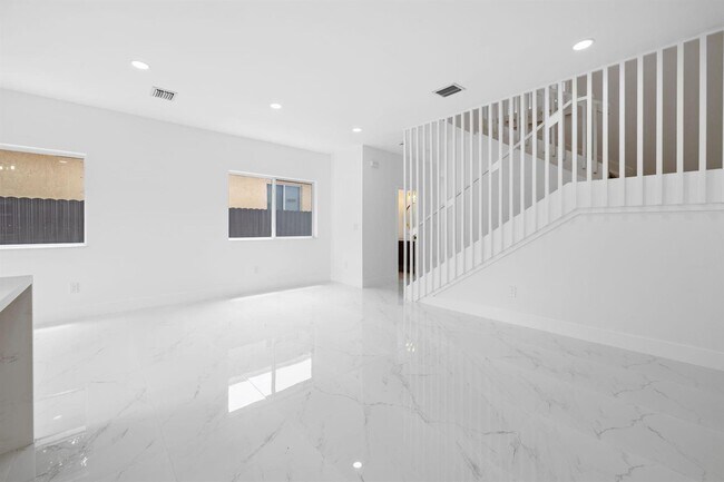 Building Photo - 1355 NW 42nd St