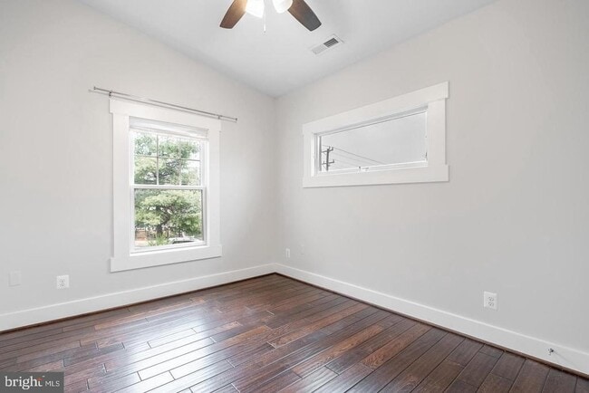 Building Photo - 4110 Cherry Hill Rd