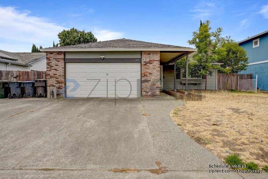 Primary Photo - 619 Barnacle Way