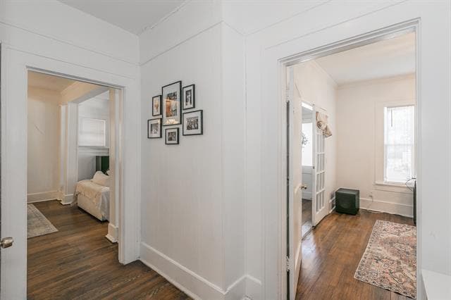 Building Photo - 2100 5th Ave