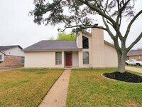 Building Photo - 1923 Quail Valley E Dr