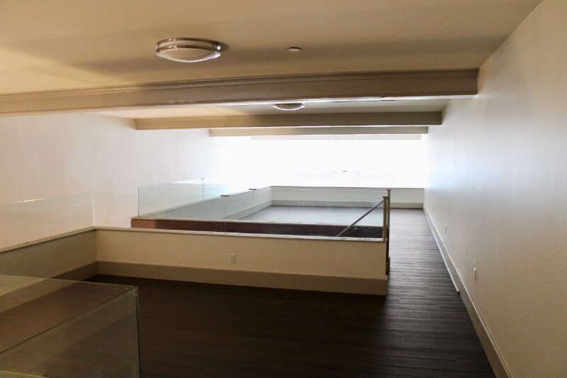 Building Photo - 1120 Reddour St