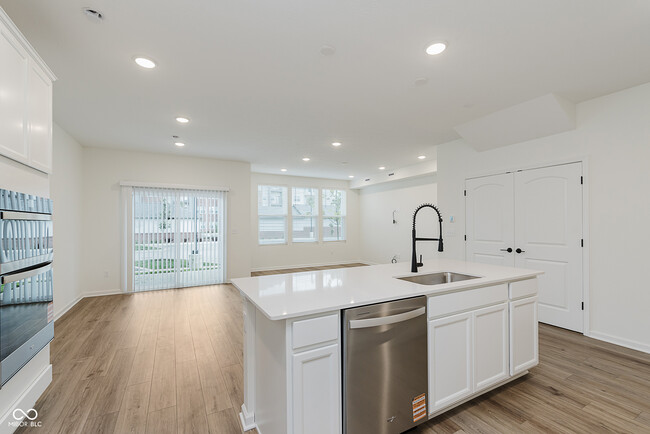 Building Photo - 7306 Shroyer Wy