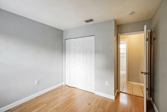 Building Photo - 14731 SW 92nd St