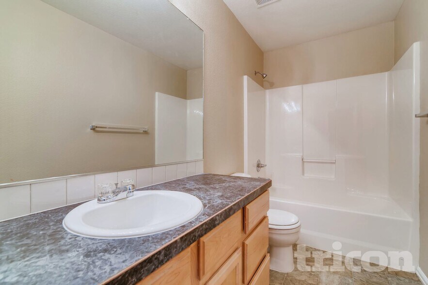 Building Photo - 2178 Blue Duck Ct