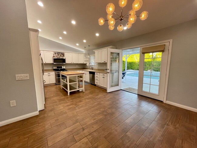Building Photo - COMING SOON! ! Beautiful 3 Bed 2 Bath Corner Lot Cathedral City Home!